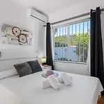 Anais - Plusholidays * Ifach