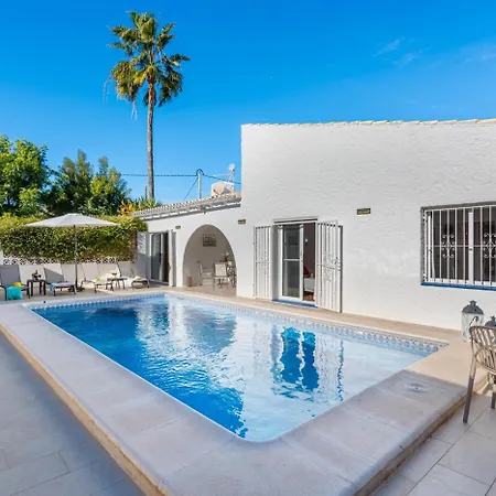 Anais - Plusholidays Vila *