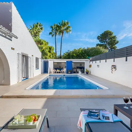 Anais - Plusholidays Vila Calpe