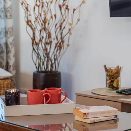 Anais - Plusholidays * Calpe